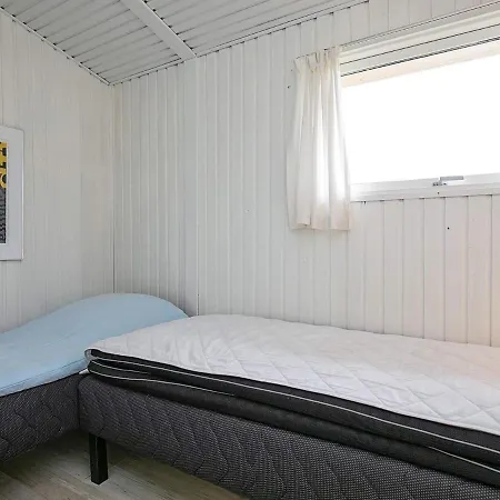 5 Person In 瓦伊厄斯斯特兰德